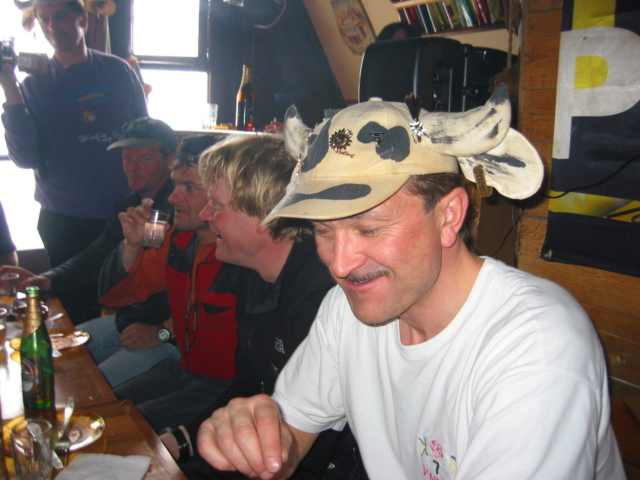 102-0217_IMG