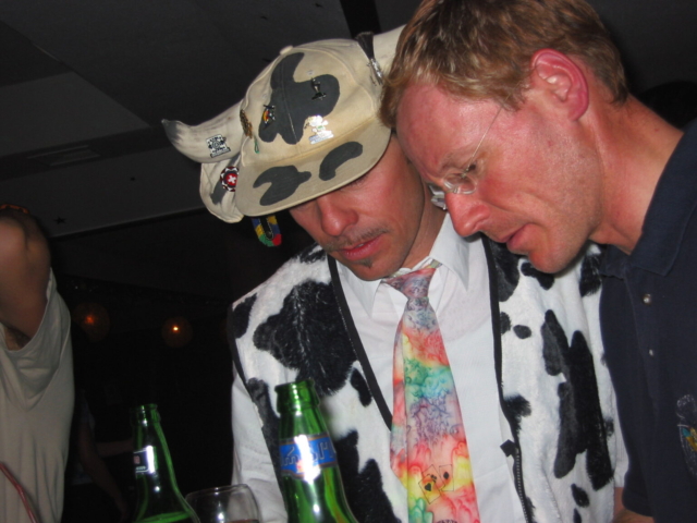 102-0236_IMG