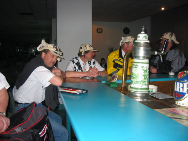 102-0240_IMG