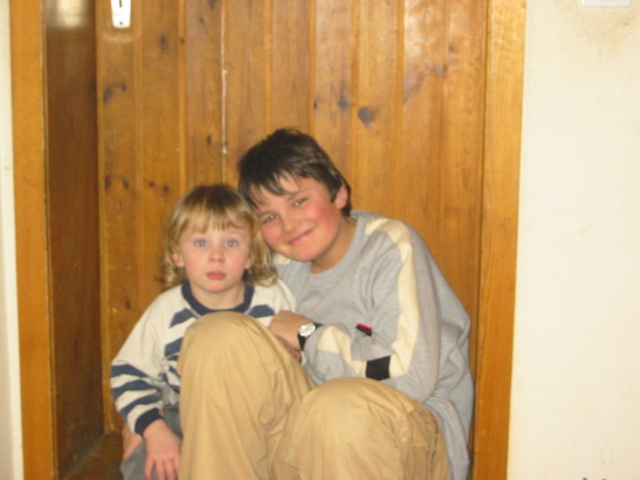 105-0589_IMG