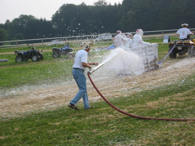 116-1642_IMG