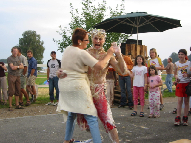 116-1645_IMG